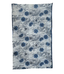 A Length of White on Blue Narumi Kongata: Delicate Image