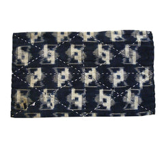 A Kasuri Zokin: Symmetrical Sashiko Stitching