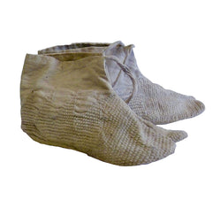 A Pair of Heavily Sashiko Stitched Tabi: Undyed Cotton