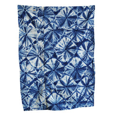 A Wide Pieced Shibori Diaper: Cramped Spiderwebs