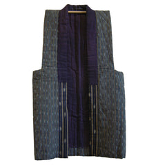 A Padded Cotton Kasuri Sodenashi: Vest
