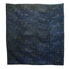 A Hearth Textile of a Great Amount of Narumi Kongata: Lavish Cloth
