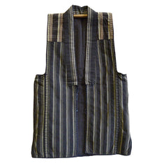 A Piece Constructed Work Vest: Sodenashi